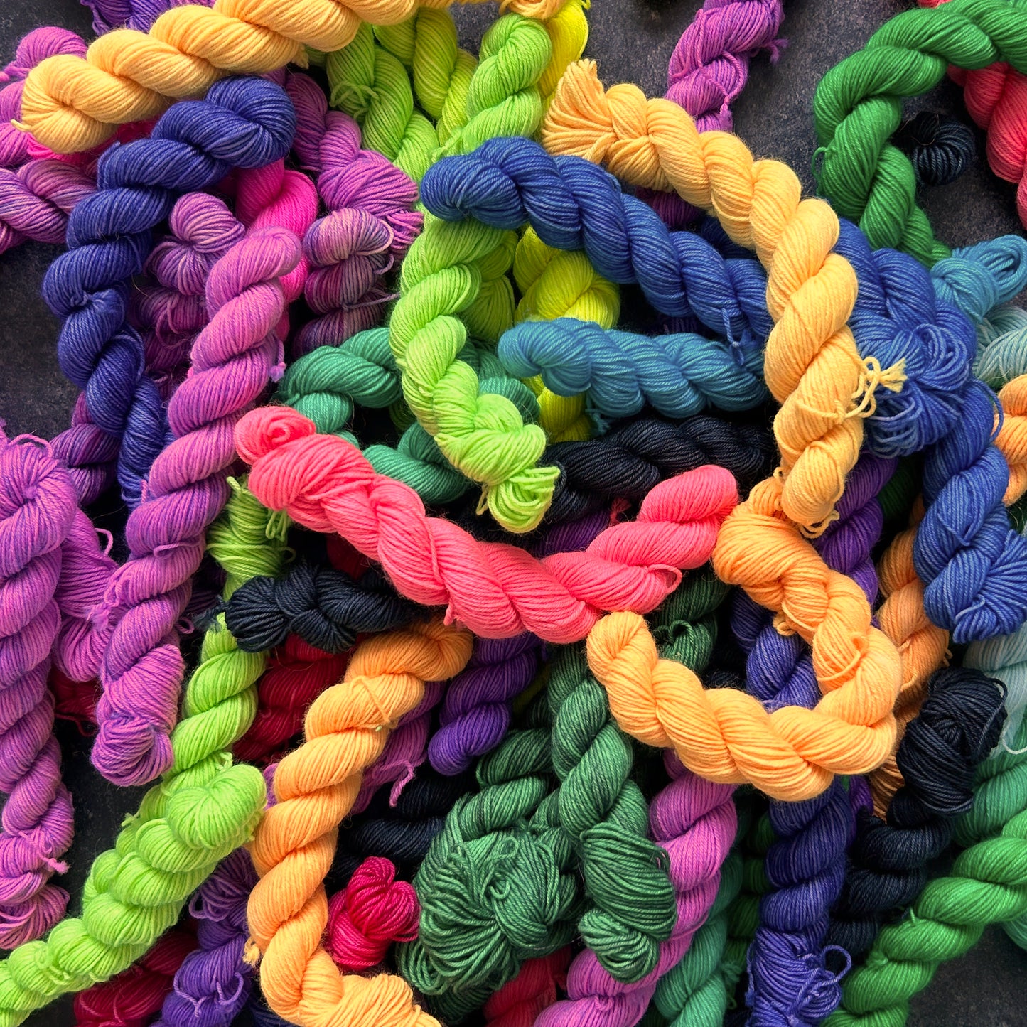 Mystery BFL Sock Quitter KIT 100g + 20g skein